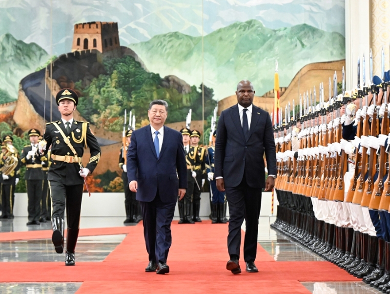 习近平同莫桑比克总统查波会谈3